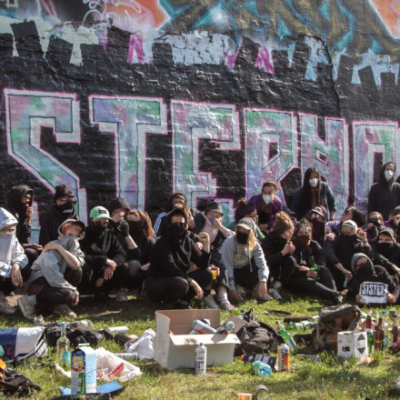 Graff-Fem-Day-LE